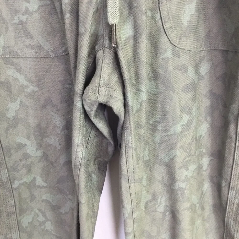 Athleta Womens Farallon Printed Jogger Camo Pants Sage Green 0